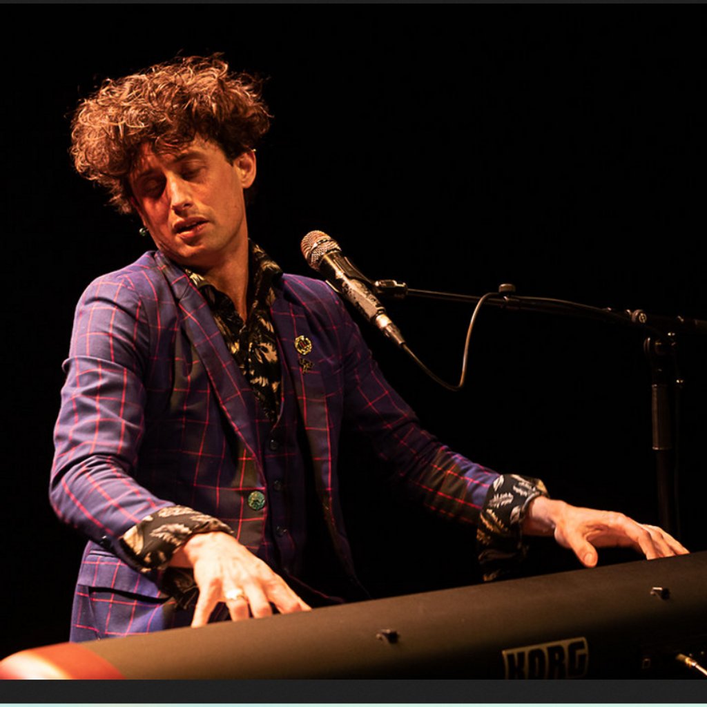Moon's Music presents: In Concert with Jaz Delorean. Feb 28th Wycombe Arts Centre High Wycombe