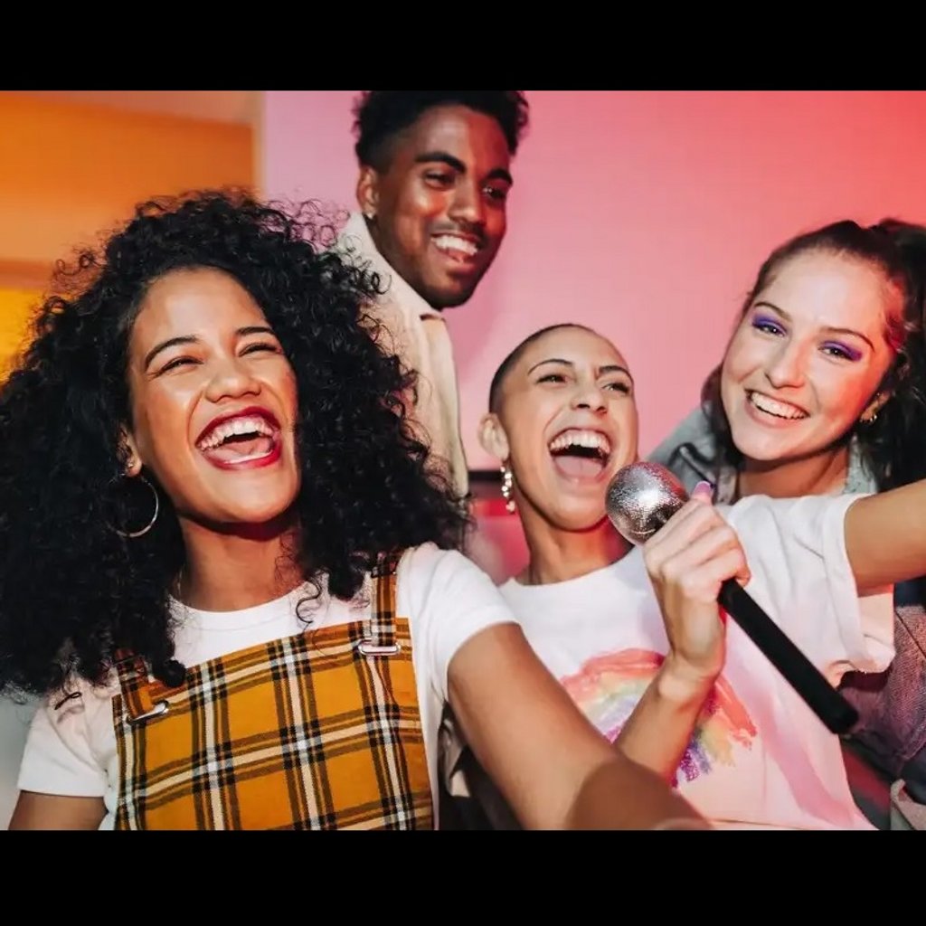R&B Karaoke Lace Bar Nottingham Nottingham