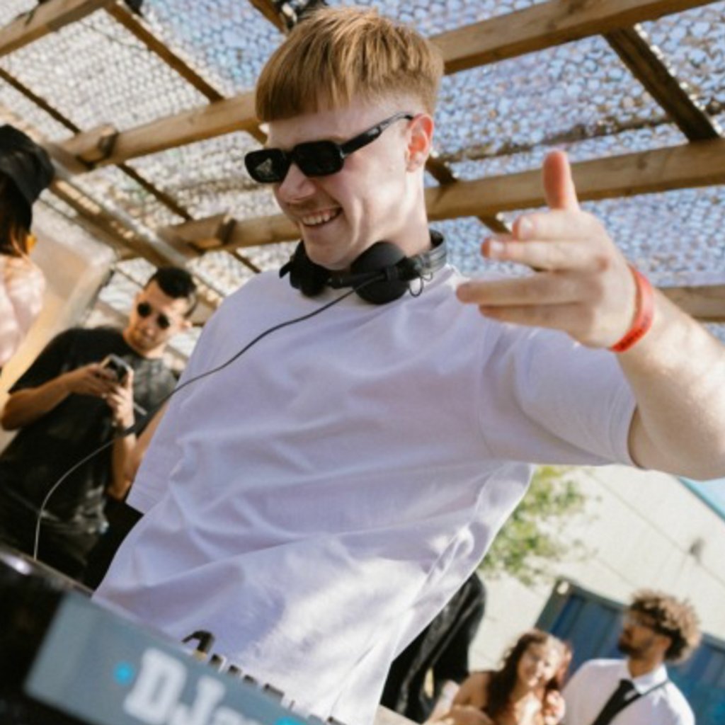 RIPE Presents: Faster Horses & Skeptic at Meraki Liverpool Meraki Liverpool