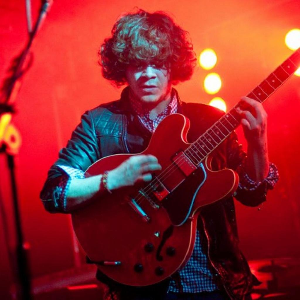 Kyle Falconer (The View) + Support Comrades Club Lossiemouth