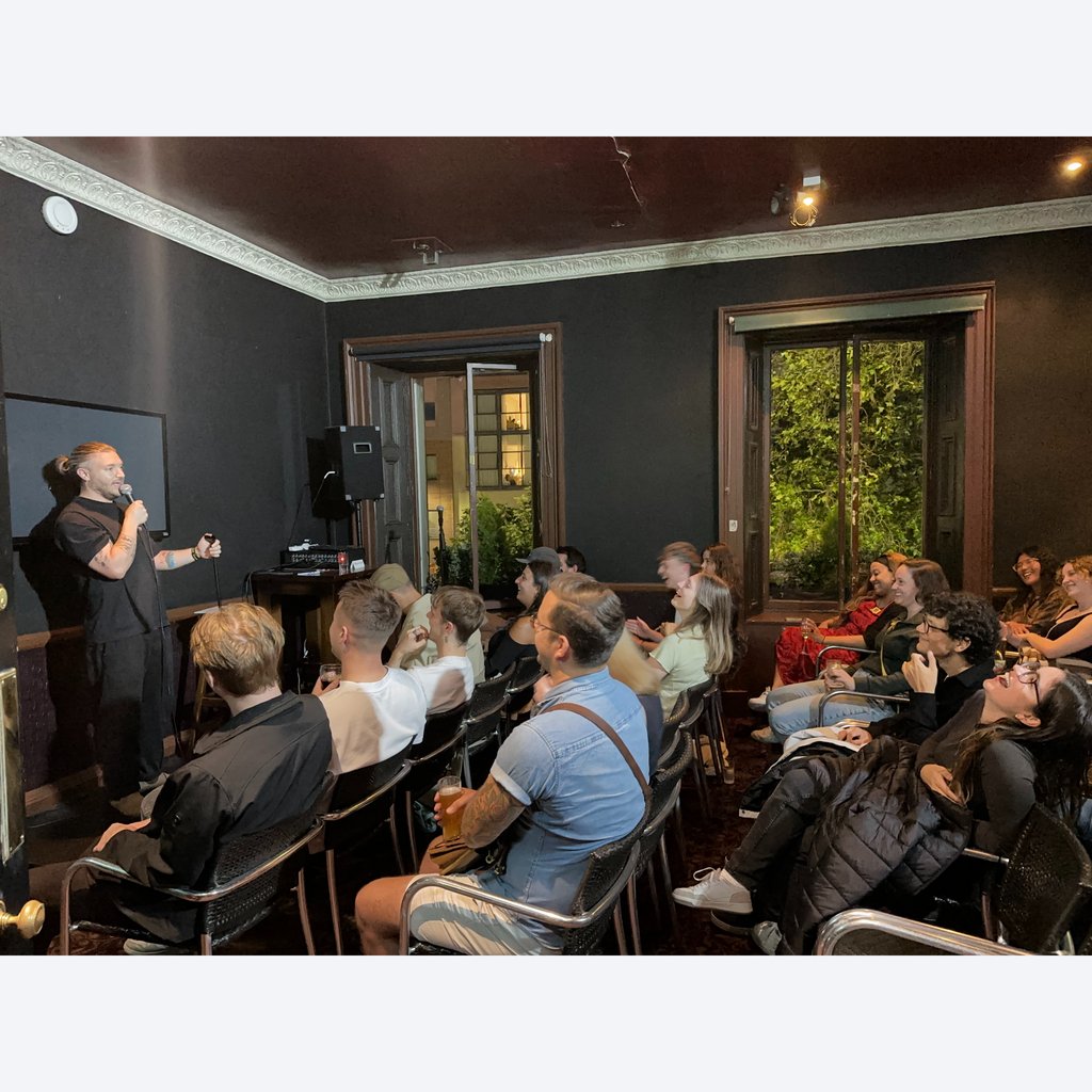 Spandex Comedy - 5 Star Comedy Every Tuesday Night In Edinburgh The Beehive Inn Edinburgh
