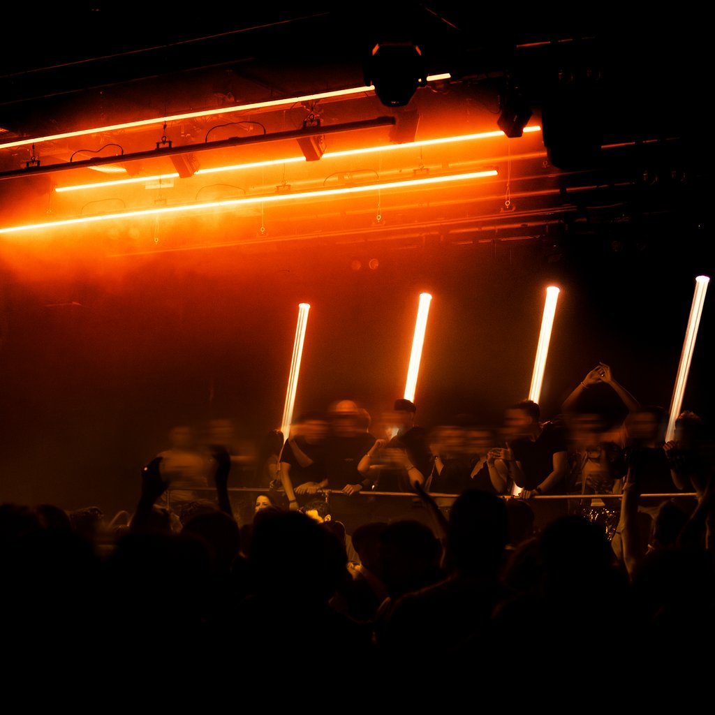 After Dark @ Ambers! £3 Doubles £1 Tickets - No Phones Policy Amber's Manchester