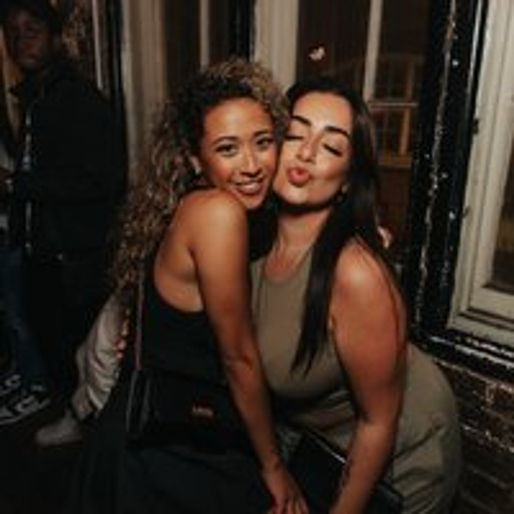 Mini Golf & Afrobeats at Putshack Putshack London