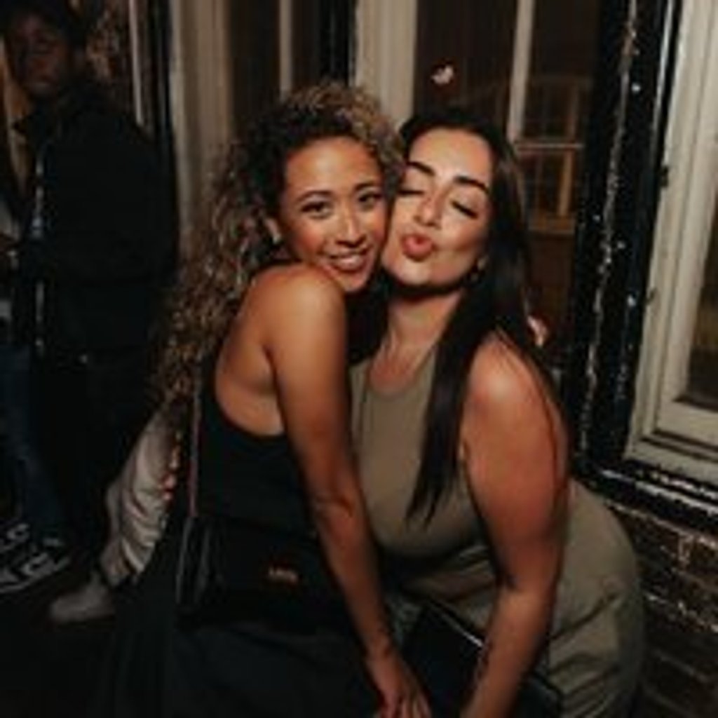 Mini Golf & Afrobeats at Putshack Putshack London