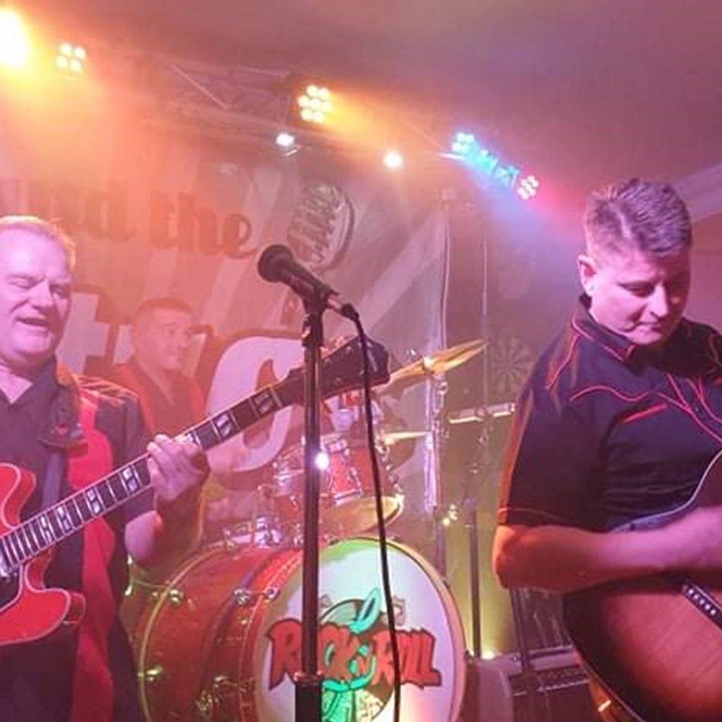 Ricky and The Retros - Live @ Billy's Billy Bootleggers Nottingham Nottingham