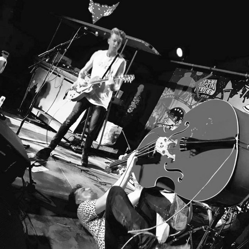 Red Hot Riot - Live @ Billy's Billy Bootleggers Nottingham Nottingham