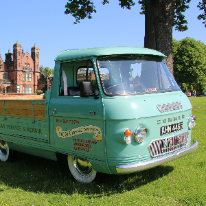CHESHIRE CLASSIC CAR & MOTORCYCLE SHOW - MERC DAY Capesthorne Hall SPECIAL EVENTS