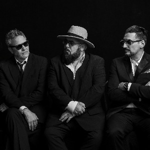 Fun Lovin' Criminals Gorilla NAGIOS_CHECK2