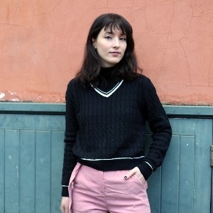 Jewelia The Sunflower Lounge POP