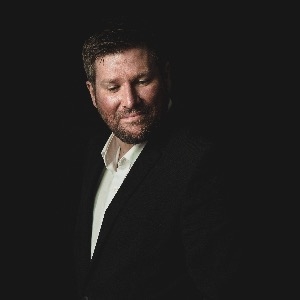 Mark Nelson: Liquid Gold The Wardrobe COMEDY