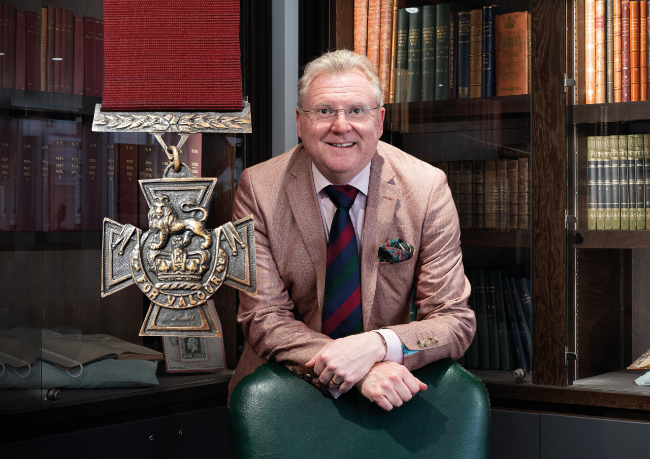 Antiques Expert Mark Smith
