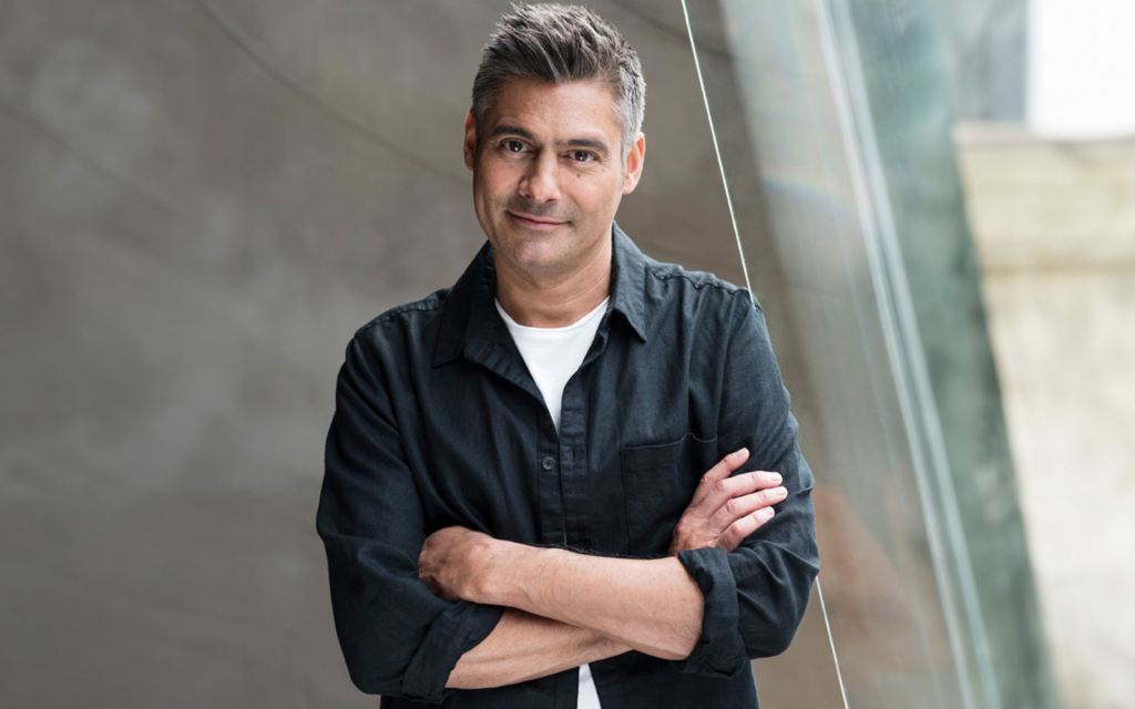 Danny Bhoy: Dear World