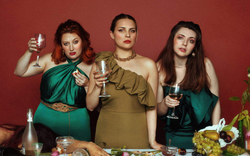 Flat & the Curves: Rosé Tinted